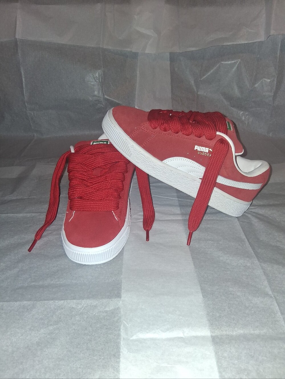 Puma Classic Suede Sneakers, Brand New Women 8